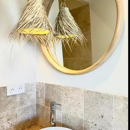 Neuf , Avec Kitchenette Dans Bergerie Moderne Vue Et Montagne Apartmán